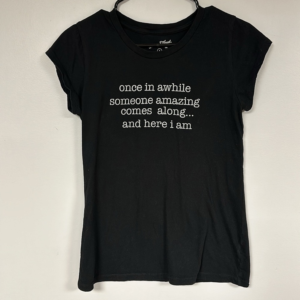 SUPER CUTE Universal Thread Black graphic 'someone amazing, etc, tee, S